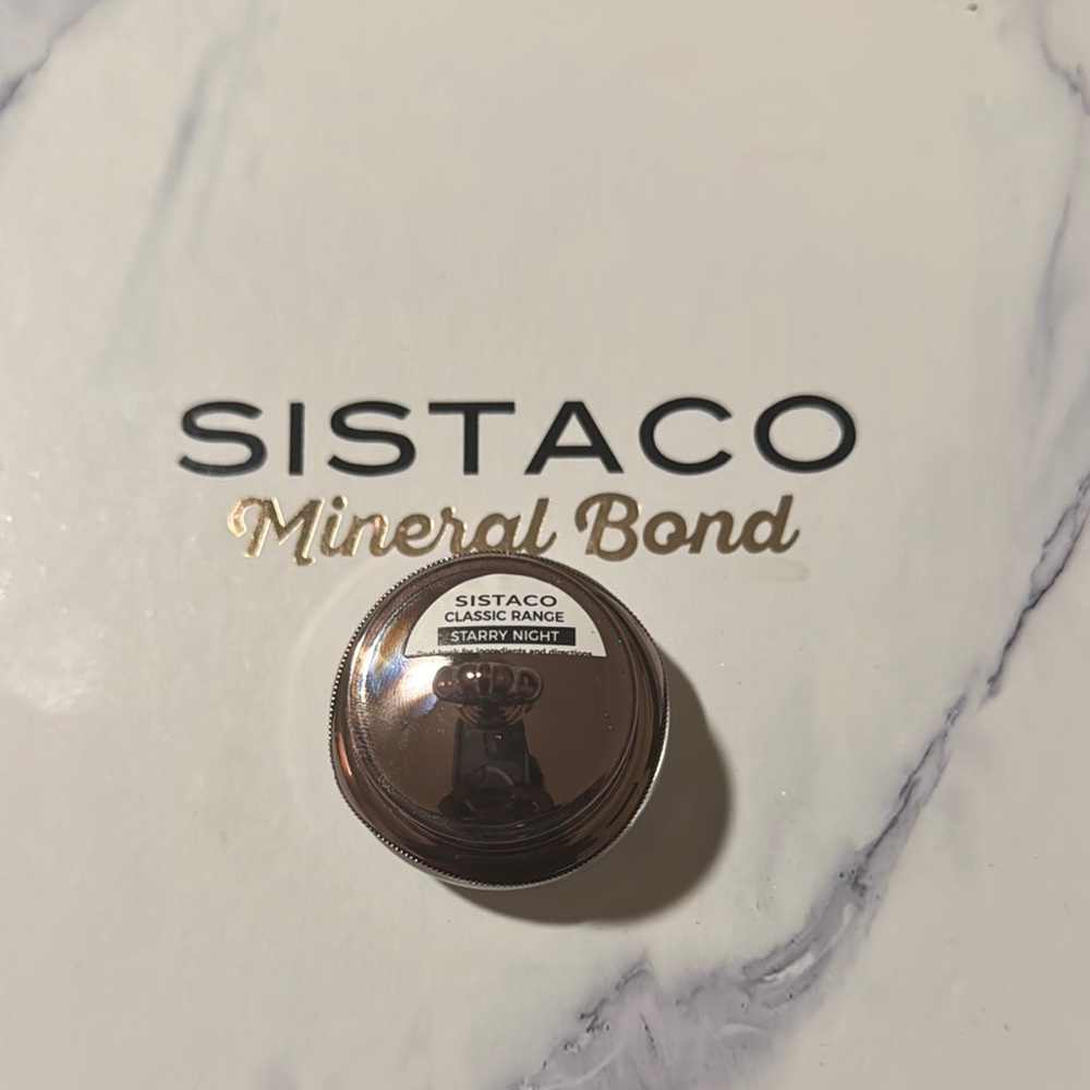 Sistaco Mineral Bond nail powder in Starry Night
